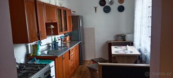 Rodinný dům v Lomnici nad Popelkou - 6