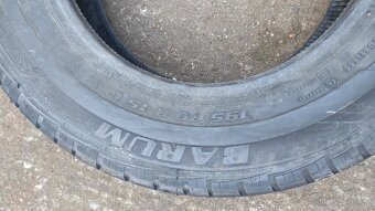 Prodám pneu 195/70R15C - 6