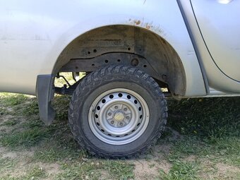 Mitsubishi L200 r.2011 - 6