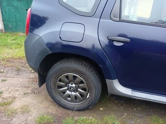 Prodám Dacia Duster 1.6 benzín 77kw. AWD - 6