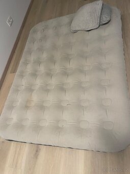 nafukovací matrace- inflatable air matress- decathlon - 6