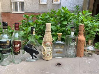 Lahve od rumu, whisky, konaku - 6