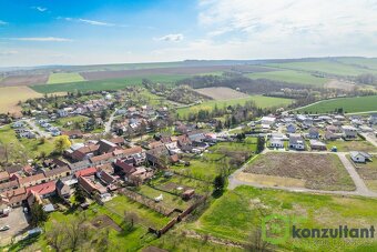 Prodej stavebního pozemku v Medlovicícíh 681 m2, ev.č. 00719 - 6