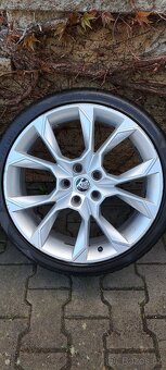 Prodám zimní kola + letní pneu - 225/35 R19 - 6