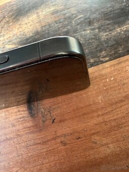 iPhone 15 Pro – Black Titanium – 256 GB - 6