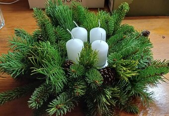 Adventní věnce, živé girlandy, svícny - 6