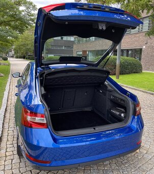 Škoda Superb III 1.5 - 5/2021 - 70k km - 1. maj - 6MT - CR - 6