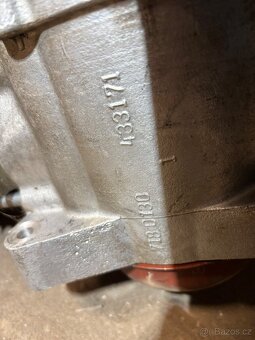 Prodám dvoupist kompresor Tatra - 6