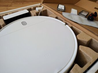 Robotický vysavač Xiaomi Mi Robot Vacuum Mop Essential - 6