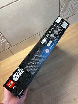 LEGO Star Wars 75362 Ahsoka Tano’s T-6 Jedi Shuttle - 6