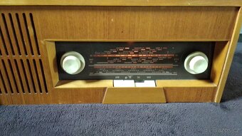 Rádio Tesla 323 A v.2 - 6