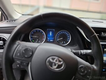 Toyota Corolla 1.6i Automat 2016 - 6