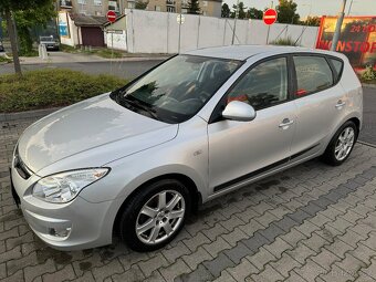 Hyundai i30 hatchback - 6