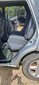 Toyota RAV4 benzin 110 kw 4x4 dovoz Taliansko Z D R A V A - 6