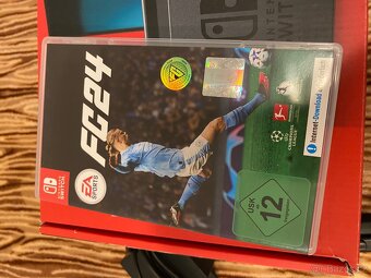 Nintendo Switch - 6