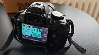 Sada Nikon D3100+3x objektiv+2x blesk+odpalovač+brašna... - 6
