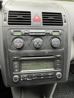 VOLKSWAGEN TOURAN 1.9 Tdi,7mist,kuze,rychlostí - 6