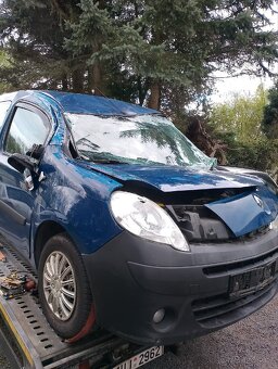 Prodám havarované Renaut Kangoo - 6