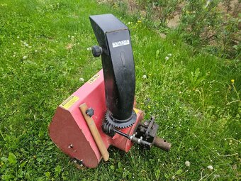 Prodám sněhovou/sněžnou frézu SF-55 na malotraktor VARI - 6