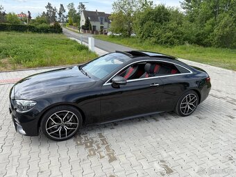 E 220d 4-MATIC KUPE,AMG PAKET,2024,26.000km,ZARUKA,JAKO NOVE - 6