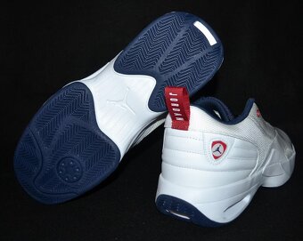 Tenisky zn. Nike Jordan Max Aura 6 vel. 43 - 6