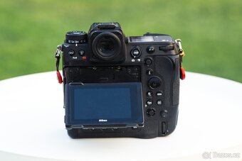 Nikon Z9 - 6