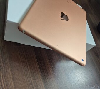 Apple iPad 7. generace 32gb TOP stav - 6