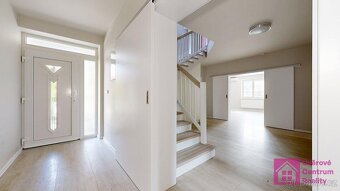 Prodej rodinného domu 5+1, 222 m², zahrada, garáž, Valtice - 6