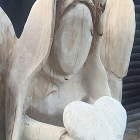 anděl motorovou pilou - 6