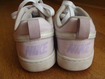 Divčí tenisky Nike, vel. 37 - 6