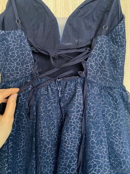 Tmavě modré maturitní plesové šaty S - 6