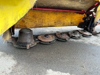 Disková sekačka Krone Am201 - 6