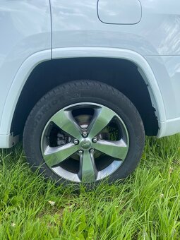 Jeep Grand Cherokee Overland 2018 - 6