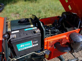 Japonský traktor Kubota B6001D, profesionální repas - 6