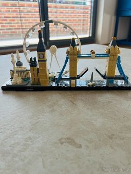 Prodám Lego Architecture Singapore a London SPOLU - 6