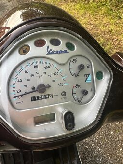 Vespa gts 125 - 6