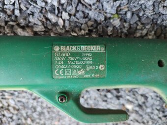 Sekačka a vyžínač Black & Decker - 6