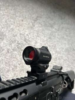 Airsoft M4 AEG + baterie, zásobníky, red dot – komplet SET - 6