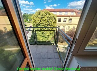 Pronájem velkého bytu s velkou terasou 2x parkovací stání - 6