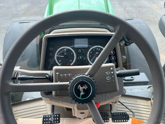 Traktor John Deere 6150M - 6