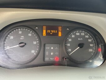 Prodám Opel vivaro 2.5TD tour - 6