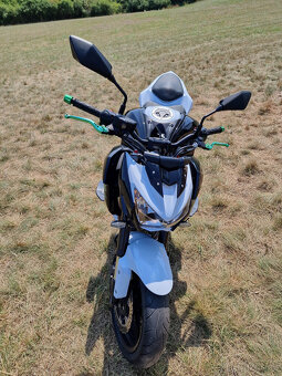 Kawasaki Z800E – 78 kW – bílá perleť + LeoVince – TOP stav - 6