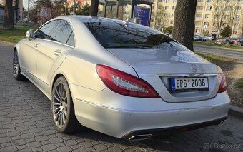 Mercedes - 6