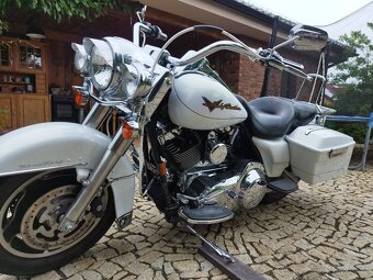 Harley Davidson ROAD KING - 6