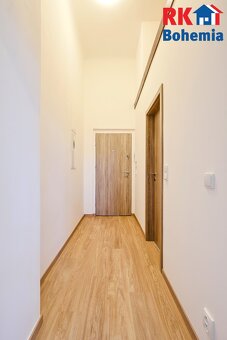 Pronájem nově zrekonstruovaného bytu 1+kk o výměře 39,89 m2 - 6