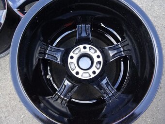 Alu disky černé Borbet, 16", 5x112, ET 38, šířka 6,5J - 6