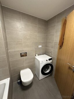 Prodej bytu 2+1 50 m s balkonem, sklepem a GS - 6