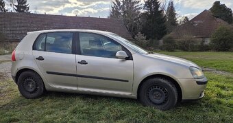 GOLF 5 1.6i 75kw - 6