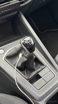 Volkswagen Golf 8 - 6