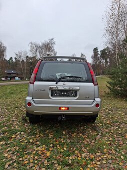 Nissan X-Trail 2.2 dci 100 kw 4x4 - 6